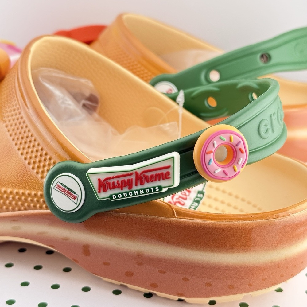Crocs x Krispy Kreme - Mens 11  -  Light-Up Jibbitz & Charms - New in‎ Box